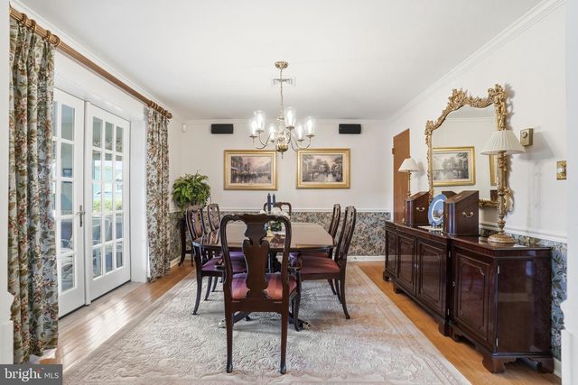228 CHESTNUT VALLEY DR, Doylestown, PA 18901