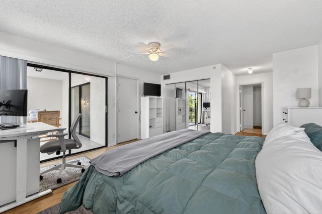 2205 S Cypress Bend Dr 604, Pompano Beach, FL 33069