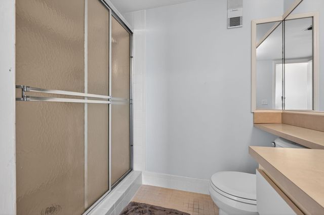 2205 S Cypress Bend Dr 604, Pompano Beach, FL 33069