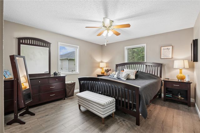 402 Windsor Drive, Solon, IA 52333