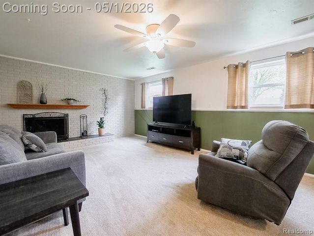 36372 Meadowbrook Street, Livonia, MI 48154
