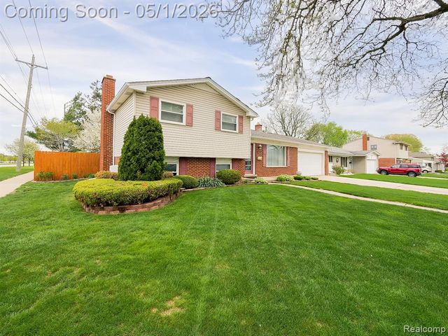 36372 Meadowbrook Street, Livonia, MI 48154