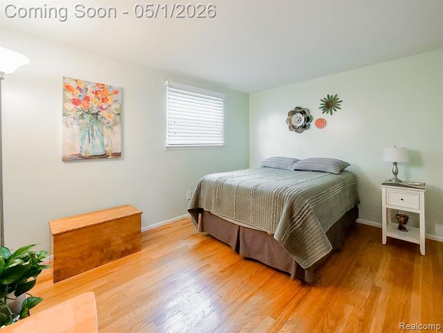 36372 Meadowbrook Street, Livonia, MI 48154