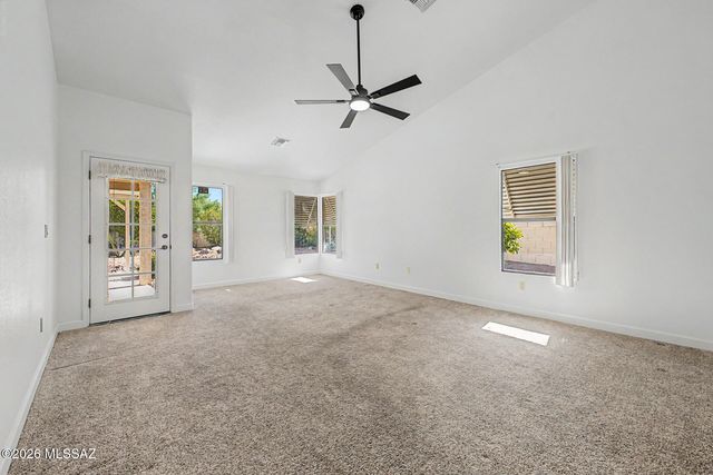 235 Marlboro Road, Oro Valley, AZ 85755