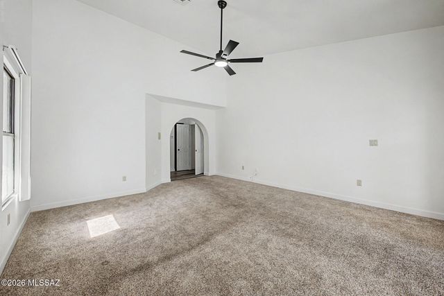 235 Marlboro Road, Oro Valley, AZ 85755