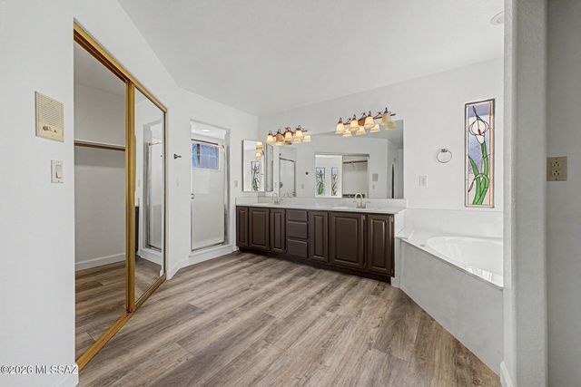 235 Marlboro Road, Oro Valley, AZ 85755