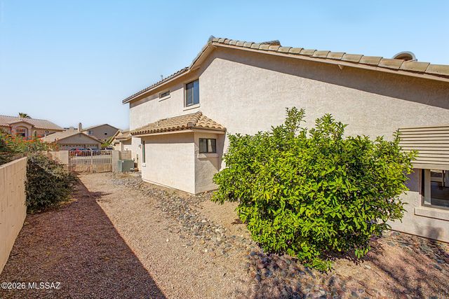 235 Marlboro Road, Oro Valley, AZ 85755