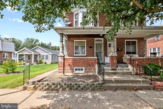 2225 HIGHLAND ST, West Lawn, PA 19609