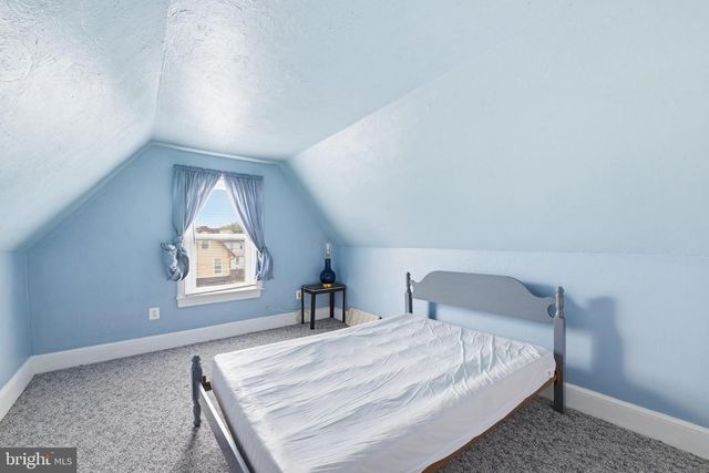 331 TAYLOR ST, Riverside, NJ 08075