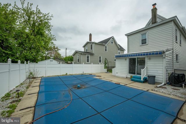 331 TAYLOR ST, Riverside, NJ 08075