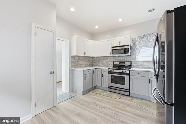 331 TAYLOR ST, Riverside, NJ 08075