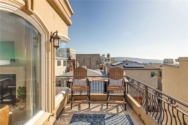 229 23rd, Manhattan Beach, CA 90266