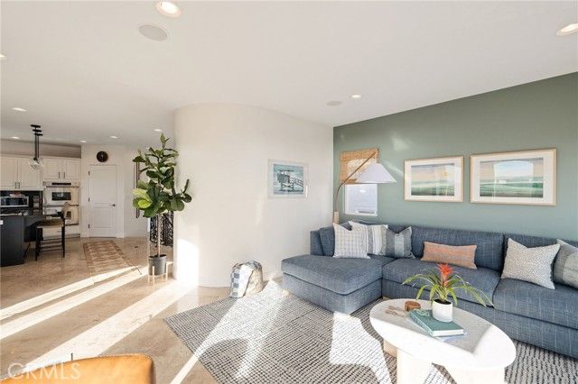 229 23rd, Manhattan Beach, CA 90266