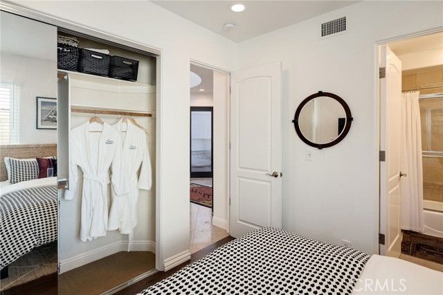 229 23rd, Manhattan Beach, CA 90266