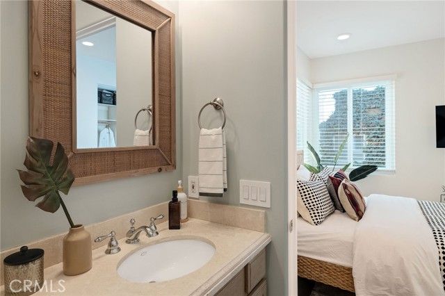 229 23rd, Manhattan Beach, CA 90266