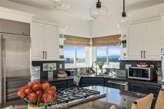 229 23rd, Manhattan Beach, CA 90266