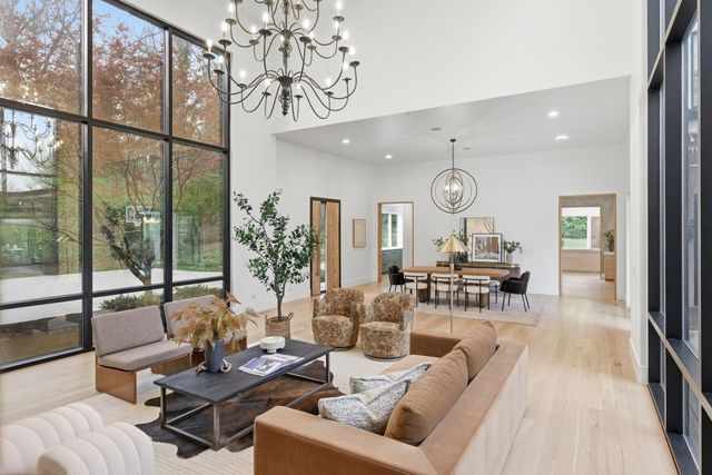 2616 Tiffany Dr, Nashville, TN 37206