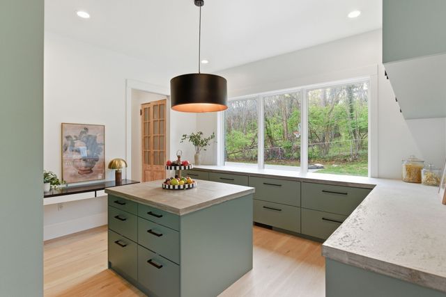 2616 Tiffany Dr, Nashville, TN 37206