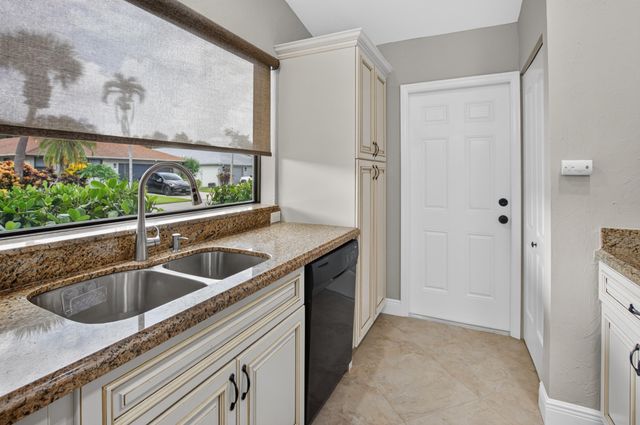 3180 NW 13th Street, Delray Beach, FL 33445