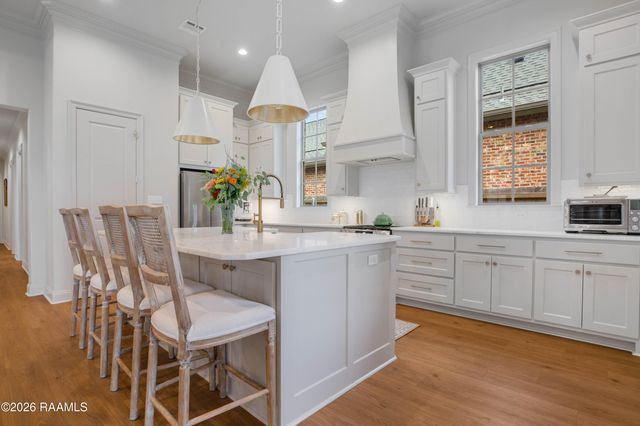 311-B Villager Avenue, Scott, LA 70583