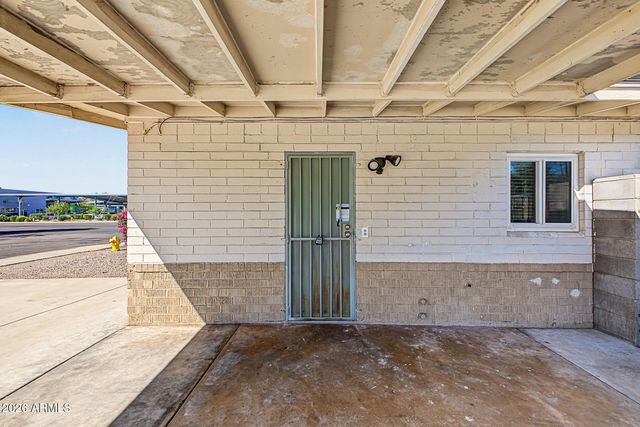 851 N COUNTRY CLUB Drive, Mesa, AZ 85201
