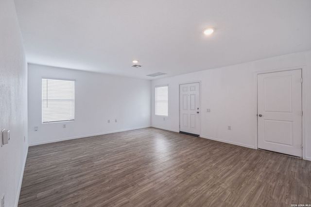 9422 Somerset Way, San Antonio, TX 78211