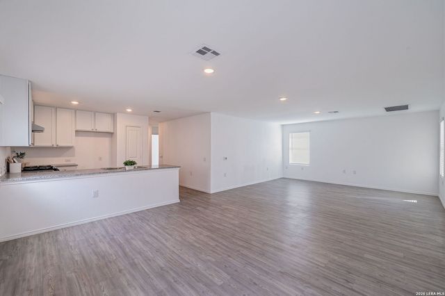 9422 Somerset Way, San Antonio, TX 78211