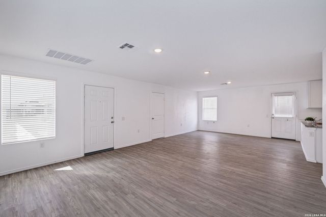 9422 Somerset Way, San Antonio, TX 78211