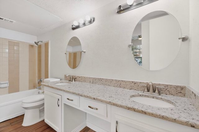 4629 Chapman Street, The Colony, TX 75056