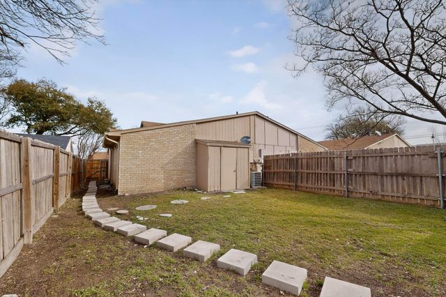 4629 Chapman Street, The Colony, TX 75056