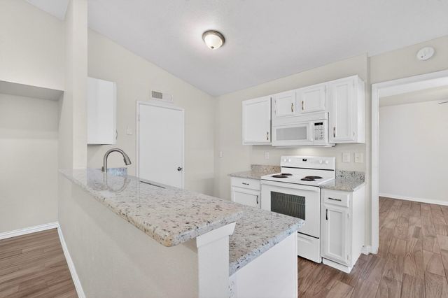 4629 Chapman Street, The Colony, TX 75056