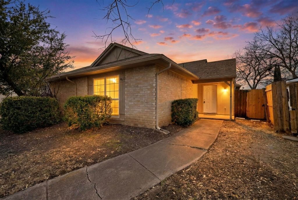 4629 Chapman Street, The Colony, TX 75056