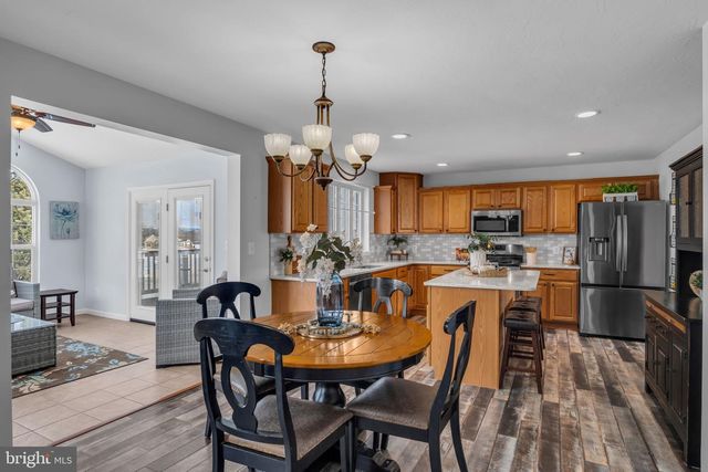 86 BARLEY CIR, Hanover, PA 17331