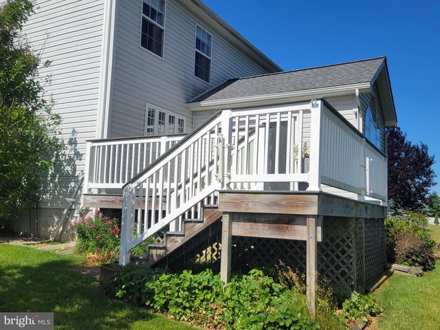 86 BARLEY CIR, Hanover, PA 17331