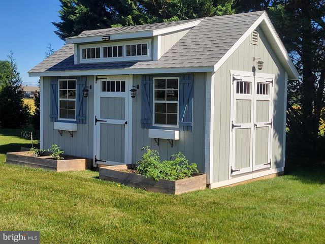 86 BARLEY CIR, Hanover, PA 17331