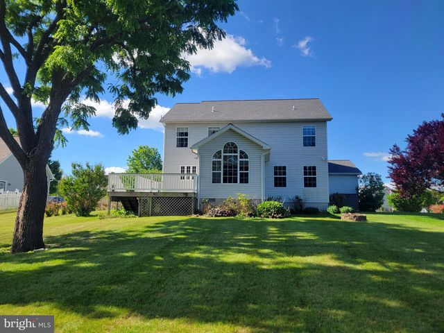 86 BARLEY CIR, Hanover, PA 17331