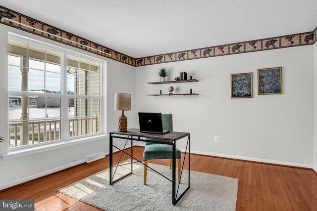 86 BARLEY CIR, Hanover, PA 17331