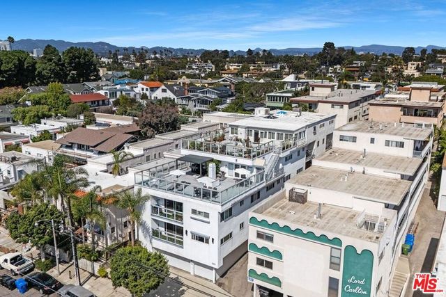 2431 3rd Street 9, Santa Monica, CA 90405