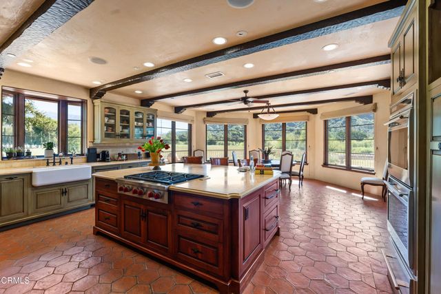 561 Saddle Lane, Ojai, CA 93023
