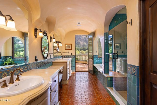 561 Saddle Lane, Ojai, CA 93023
