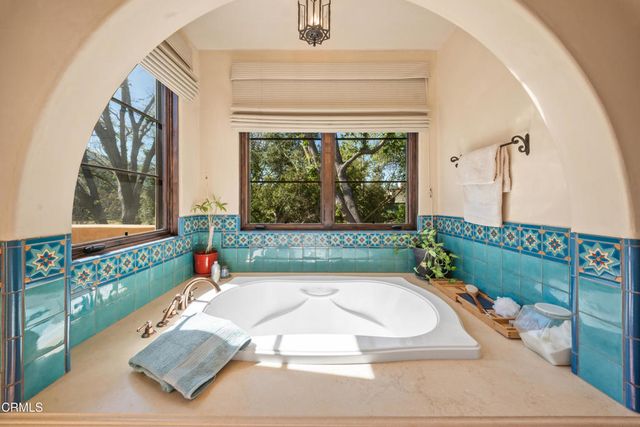 561 Saddle Lane, Ojai, CA 93023