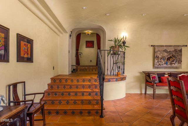 561 Saddle Lane, Ojai, CA 93023