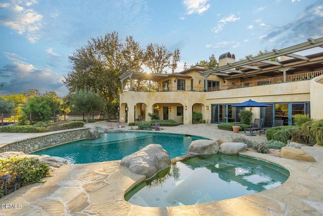 561 Saddle Lane, Ojai, CA 93023