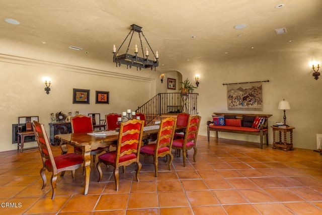 561 Saddle Lane, Ojai, CA 93023