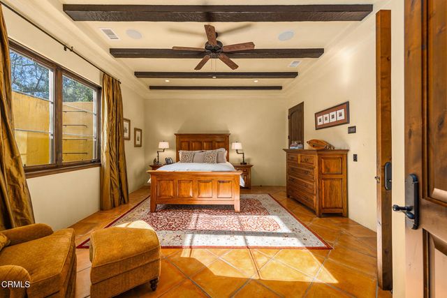 561 Saddle Lane, Ojai, CA 93023