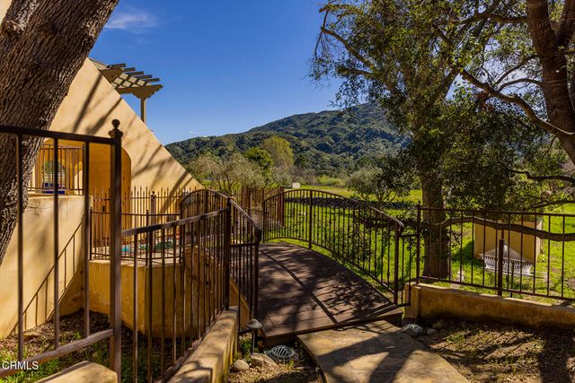 561 Saddle Lane, Ojai, CA 93023