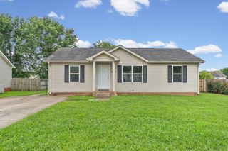 307 Alan Court, Oak Grove, KY 42262