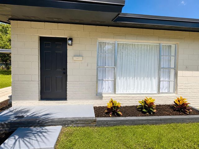 1606 N 14th Street, Fort Pierce, FL 34950