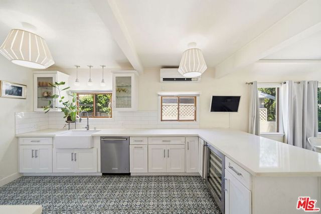 9051 Dicks Street, West Hollywood, CA 90069