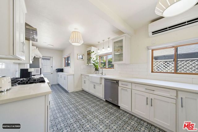 9051 Dicks Street, West Hollywood, CA 90069